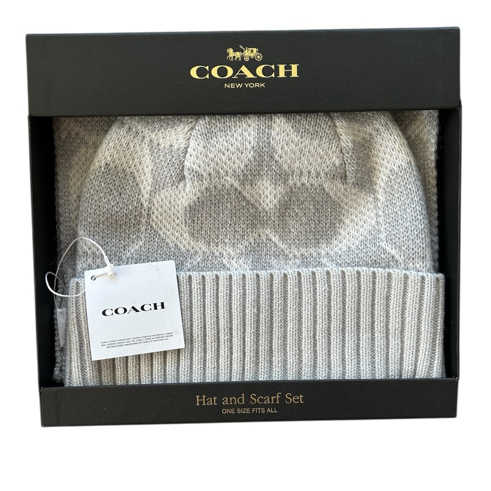 COACH Jumbo Signature “C” Beanie & Scarf Gift Set Chalk Gray NWT $225 Luxe - Picture 1 of 6